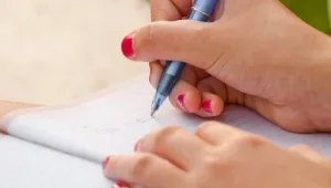 אפליקציה: כותבים סיפור בהמשכים