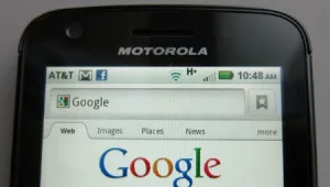 גוגל-מוטורולה: מאחורי הקלעים של עסקת המיליארדים