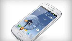 סמסונג חשפה את גלקסי S Duos