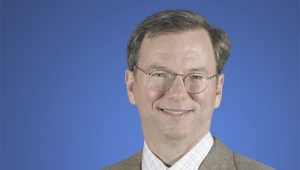 יו"ר גוגל, אריק שמידט: הכישלון של גוגל בתחום החברתי – פשלה שלי