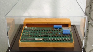 מחשב אפל 1 נמכר ב-212 אלף דולר