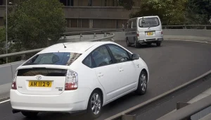 המכונית של גוגל נוהגת בעצמה