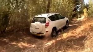 כבוד הראב 4: האם הג'יפ האופנתי סוחב בעלייה?