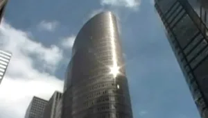 NO אקזיט: ג'קי בן-זקן מוכר אחזקותיו בבניין הליפסטיק במנהטן בהפסד של 84%