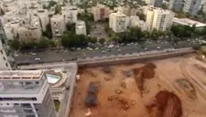 זהירות, באר לפניך: חפירות ארכיאולוגיות מעכבות פרוייקט יוקרה בצפון תל אביב