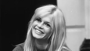 סודות הנדל"ן: מי רוצה לקנות את דירת הפאר של בריז'יט בארדו?