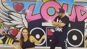 שקד בחודש תשיעי ורוקדת כמו ביונסה