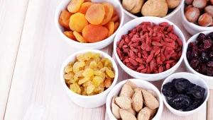 אחת ולתמיד: אילו פירות יבשים בריאים?