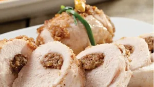 גלילות עוף עם שקדים ופיסטוקים