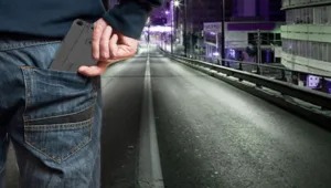 היכונו לסכנה הבאה: אקדח אייפון אמיתי