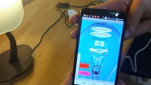 תלמידים ממגדל העמק פיתחו שקע חכם שמתחבר לאפליקציה המנטרת את צריכת החשמל