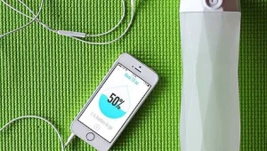 להיט מפתיע: בקבוק חכם שמזכיר לכם לשתות