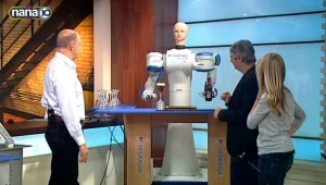 צפו: רובוט שמוזג בירה במקום ברמן