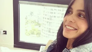 למה באמת מיכל הקטנה חוזרת לבמה 5 ימים אחרי הלידה?