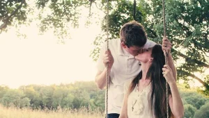 12 דרכים מקוריות לספר לעולם על היריון