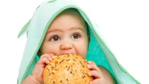 8 טיפים לאיך לשרוד עם תינוק במסעדה