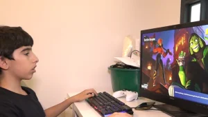 מחקר קבע: חשיפה למסכים פוגעת בכישורי הכתיבה, המתמטיקה והשפה