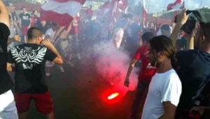 האוהדים פרצו למגרש, אימון הפועל ת"א פוצץ