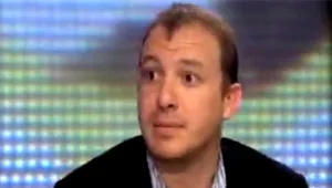 תומר סיני מאיים לתבוע את פרוספר אזגי