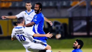 פלייאוף תחתון: הפועל אשקלון ירדה ליגה אחרי הפסד 3:0 להפועל פתח תקוה שתשחק במבחנים