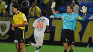 לירן שטראובר נפגש עם ראשי מכבי פתח תקוה לגבי העונה הבאה