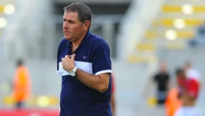 מאמן הפועל תל אביב, אלי גוטמן לקה בליבו ומאושפז בבית חולים "כרמל"