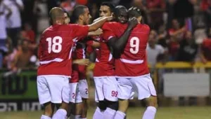 גביע המדינה: הפועל תל אביב הביסה את קרית אתא 0:7