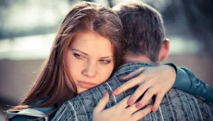 לקנא זה סקסי? הכל על קנאה מינית