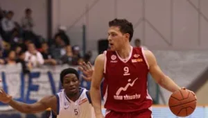 גל מקל סיכם בבנטון טרוויזו האיטלקית לעונה אחת