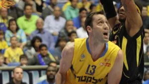 ליגת לוטו: מכבי תל אביב הביסה את ברק נתניה 60:92