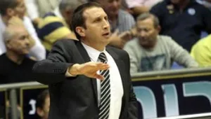 דייויד בלאט: "היוונים נוטים למצבי רוח, וסופו יווני"