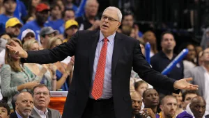 נסע בין כוכבים: המורשת של פיל ג'קסון גדולה בכדי לדעוך עם פרישתו