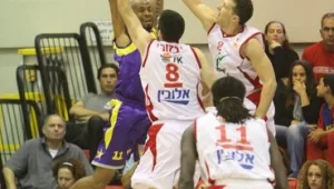 גלבוע/גליל ניצחה את הפועל חולון 73:89 ועלתה ל-1:2 בסדרה