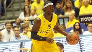 קפיצת ראש: במכבי ת"א חייבים לעבוד חכם כדי להעפיל להצלבה