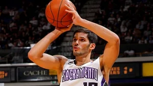 8 נקודות לכספי בהפסד הקינגס לבוסטון 95:90