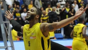 בתום דרמה בנוקיה: 77:78 לנתניה על הפועל ת"א