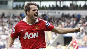 מייקל אואן חתם במנצ'סטר יונייטד לעונה נוספת