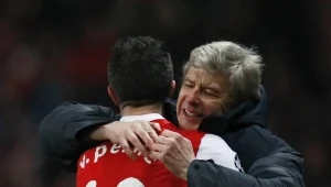 רובין ואן פרסי נפצע ובספק גדול לברצלונה