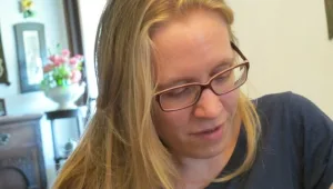 אופיר בר זהר מונתה לכתבת הפוליטית של 'הארץ'