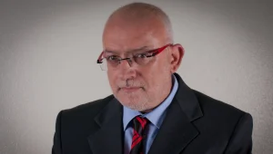 למרות ההתנגדויות: הממשלה אישרה את מנויו של בן-מנחם