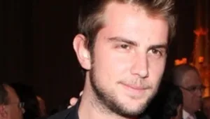 נוחי דנקנר מינה את בנו לדירקטור במעריב; יעבוד ללא שכר