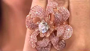 כמה עולים התכשיטים של האלפיון העליון?