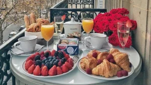 משקה הבוקר שיעזור לכם להתחיל את הבוקר ברגל ימין