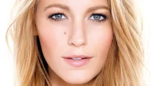 המאמן האישי של בלייק לייבלי חושף: 3 תרגילי הקסם לגוף חטוב כמו שלה