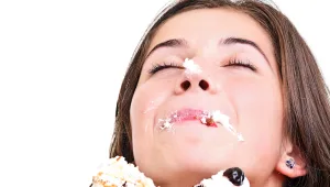 לשבור דיאטה ולהמשיך לרזות