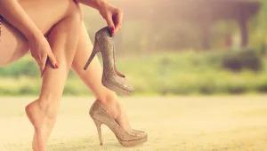 תופעה: חותכים אצבעות בשביל נעליים קטנות