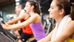 לבחור נכון: ספורט או דיאטה?