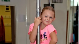 חשפניות קטנות ויפות