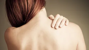 חיים בריא: כך תטפלו בכתף קפואה