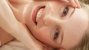 צעירים בכל מחיר: טיפולים נגד הזדקנות כבר בגיל 16?